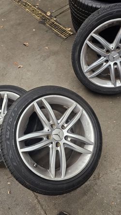 4 Mercedes c300 rims $300