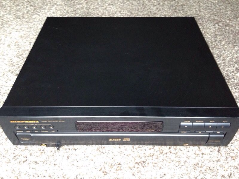 MARANTZ CC-48U BL 5-DISC CD CHANGER - NEW CONDITION