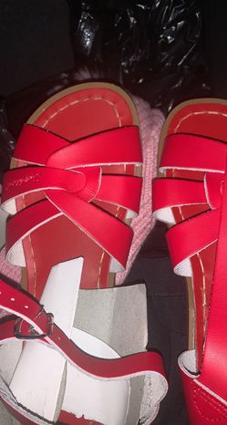 Brand new Size 5 Girl 7 Women