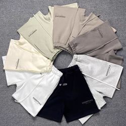 FOG essential Shorts 