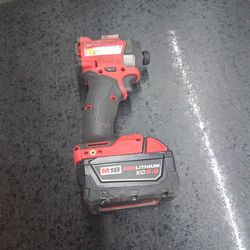 Milwaukee Fuel Brushless Impact Driver 