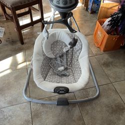 Graco Baby Swing