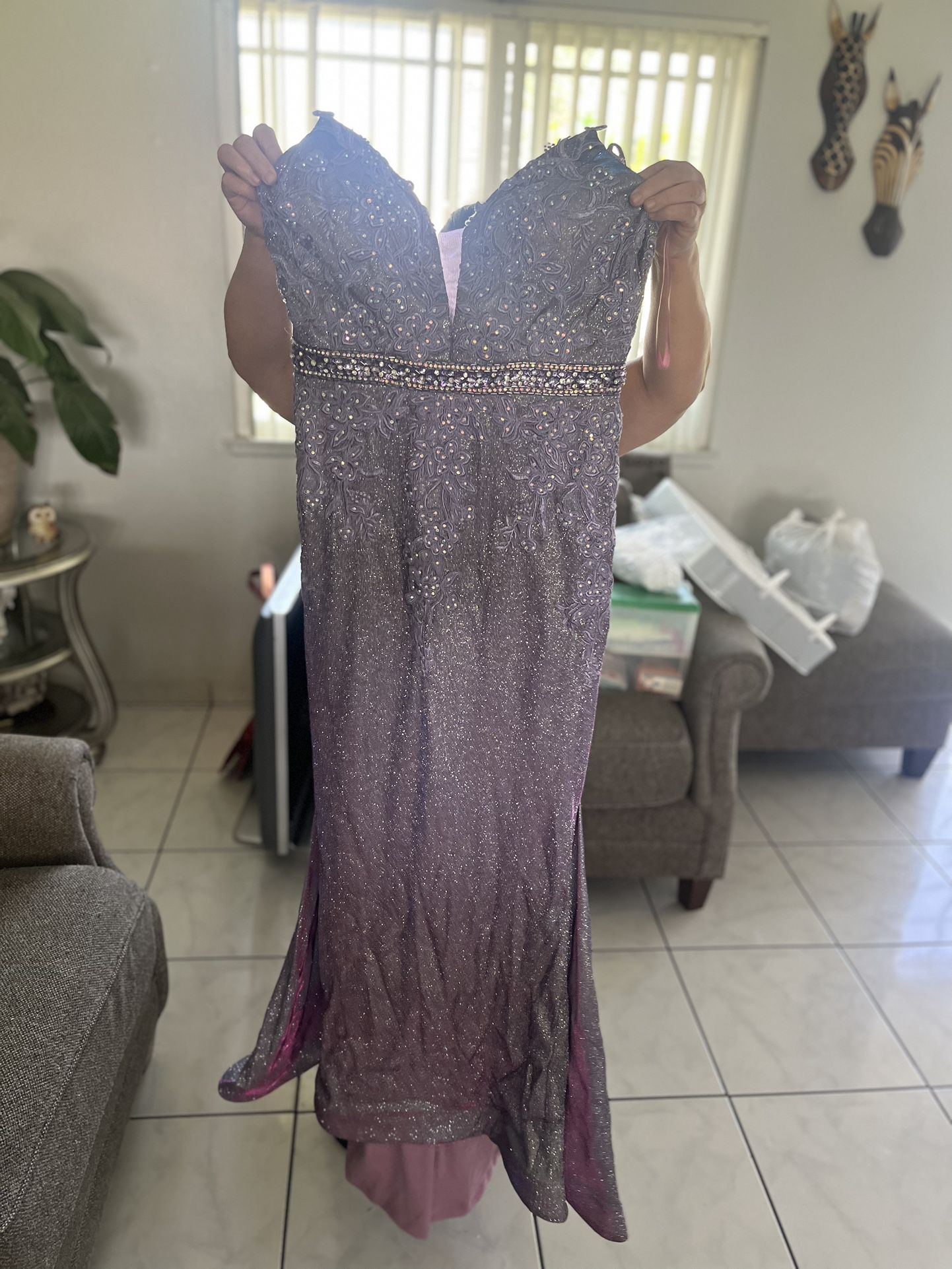 PROM DRESS /purple Dress