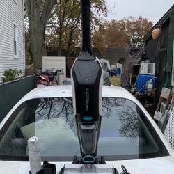 Bissell Crosswave Cordless Max 2554R series comes with charger &  extra roller & owners manual 