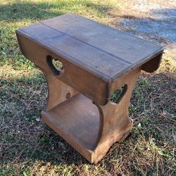 Side Table with Shelf and Hearts  - Measures 21"L x 12 3/4"W x 22"H