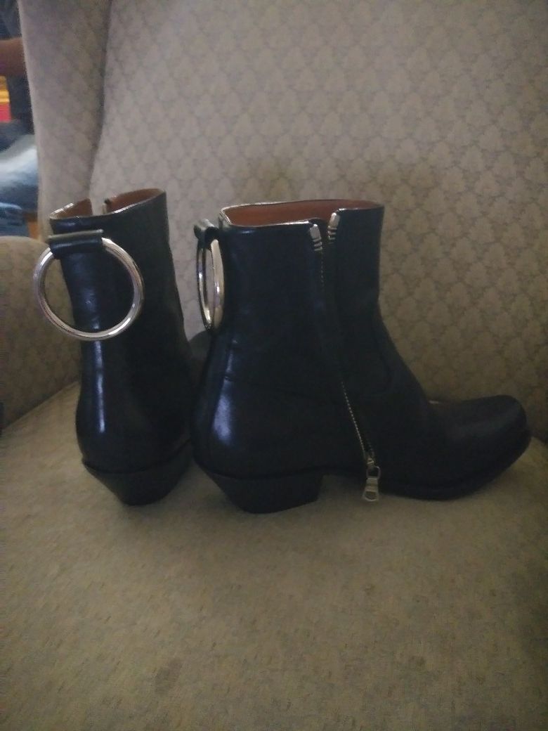 Vetements top ring boots