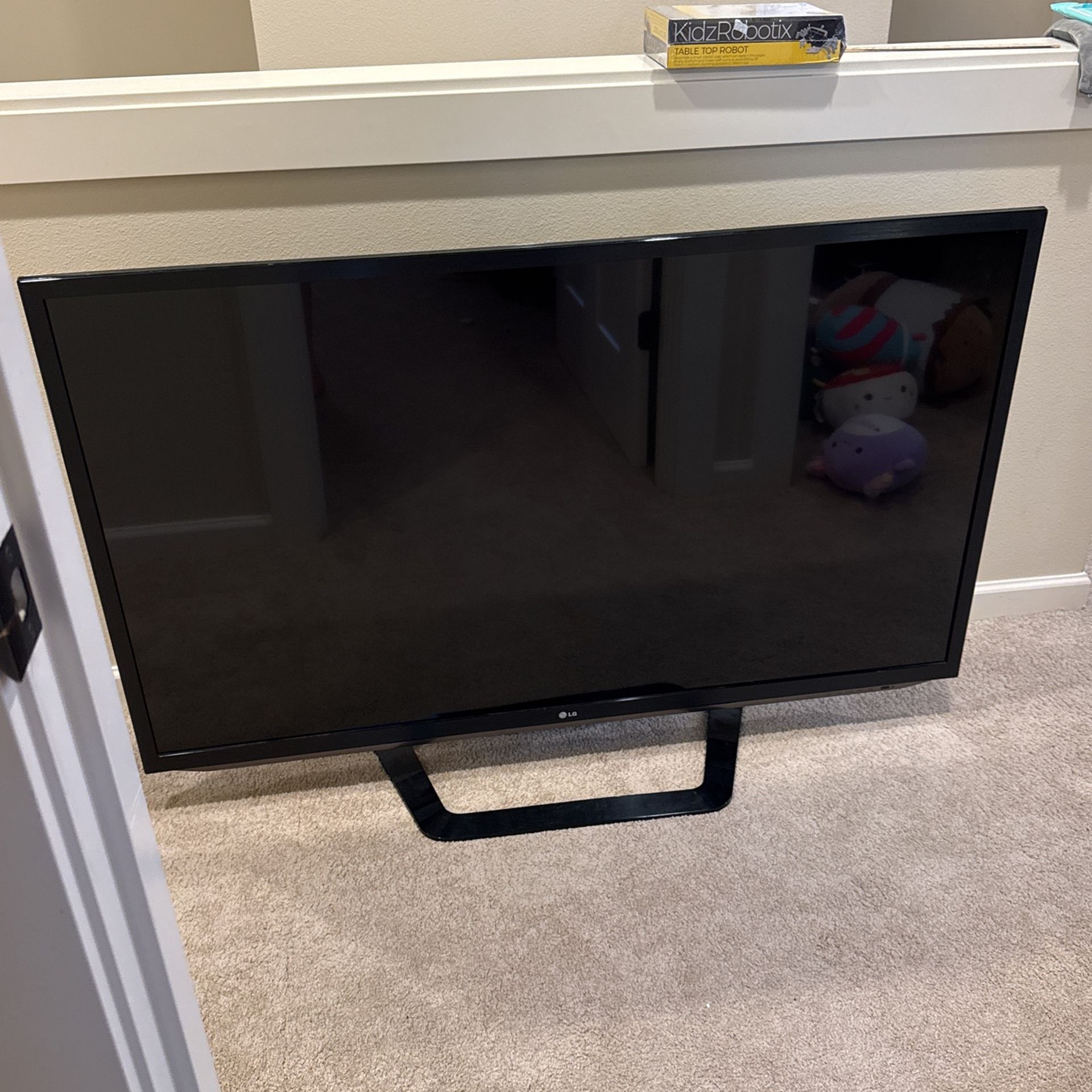 55’ LG TV Perfect Condition