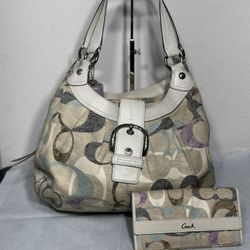 Coach Lynn Soho canvas and leather with silver hardware and silver metal. - EUC