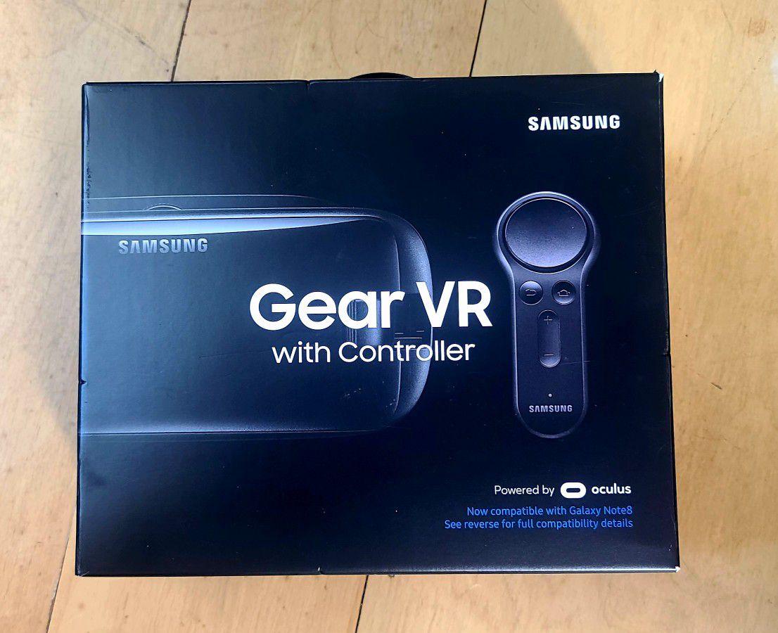 Samsung VR Oculus Headset W/ Controller 