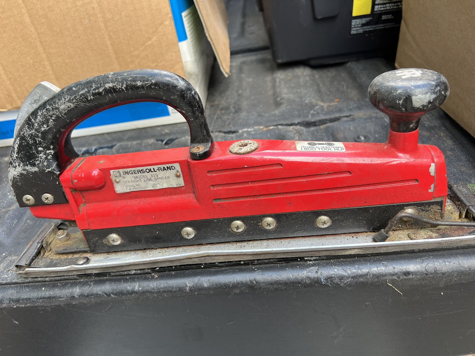 Ingersoll-Rand 315 Straight Line Sander IR315