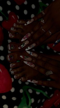 Nail & toe