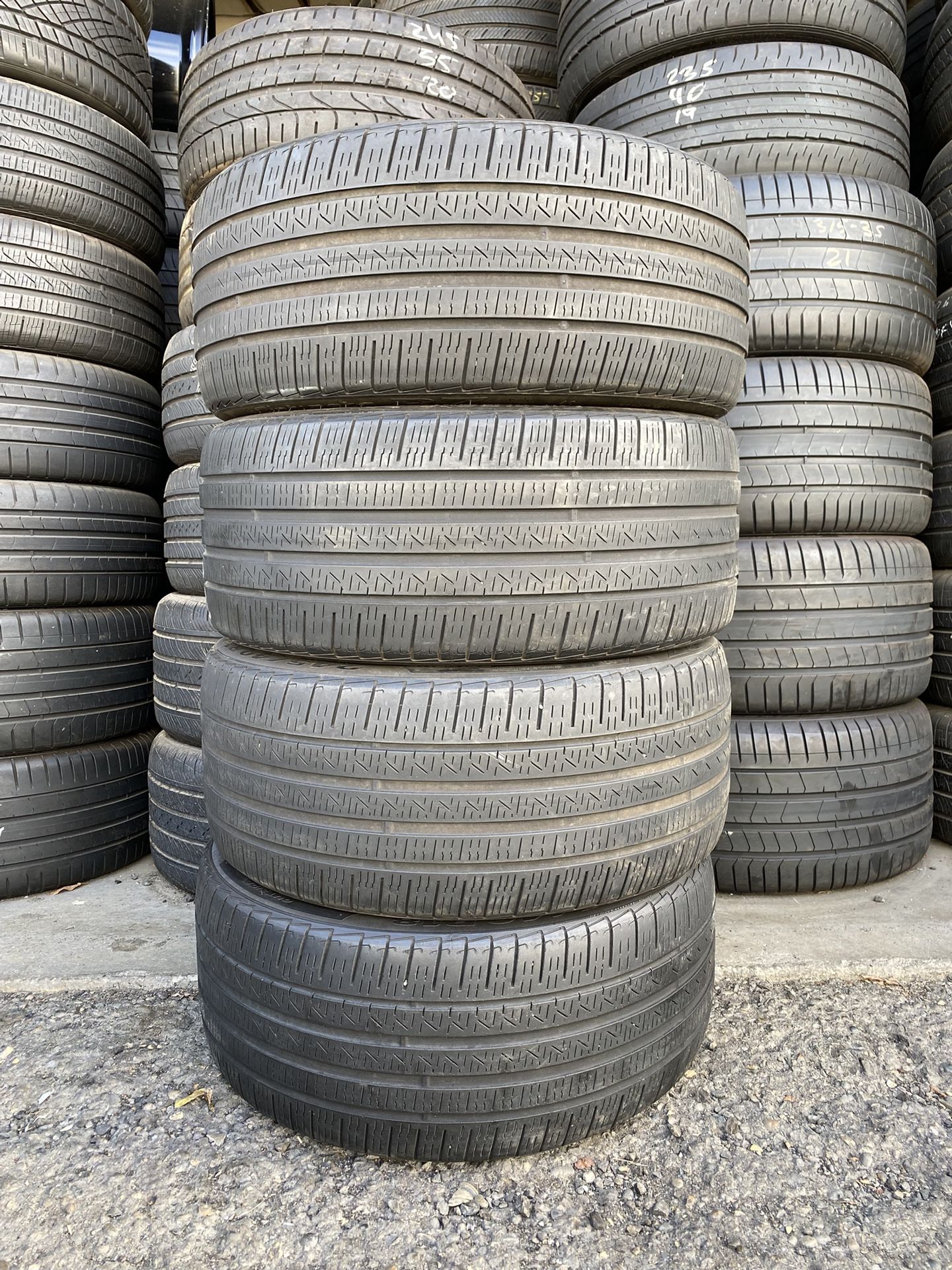 245/40/18 Pirelli Cinturato P7 Tires