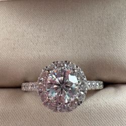 Halo Diamond Ring 