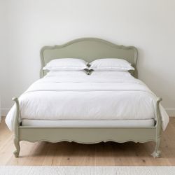 Vintage Green Queen Size Bed