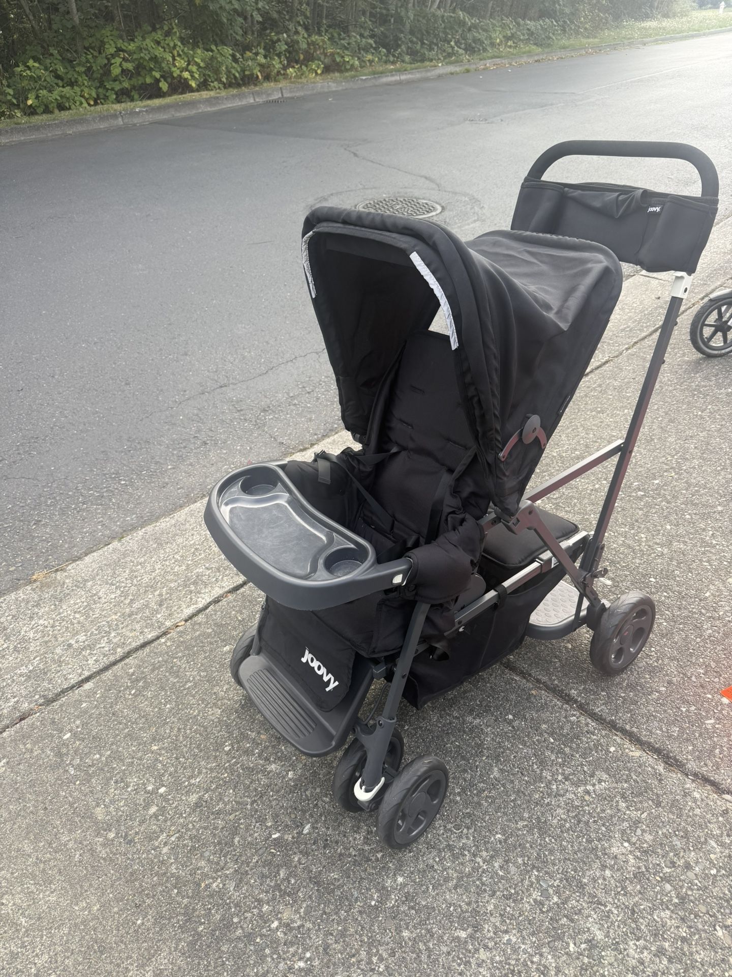 Joovy Caboose Double Stroller With Big Kid Standing Platform!