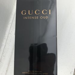 Gucci Intense Oud