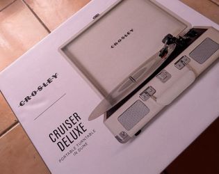 Crosley Cruiser Deluxe / Vinyl Record Player