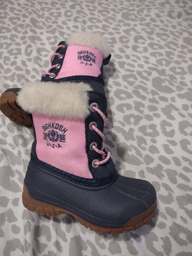 Toddlers Sz 5 Oshkosh Winter ❄️🥶 Boots