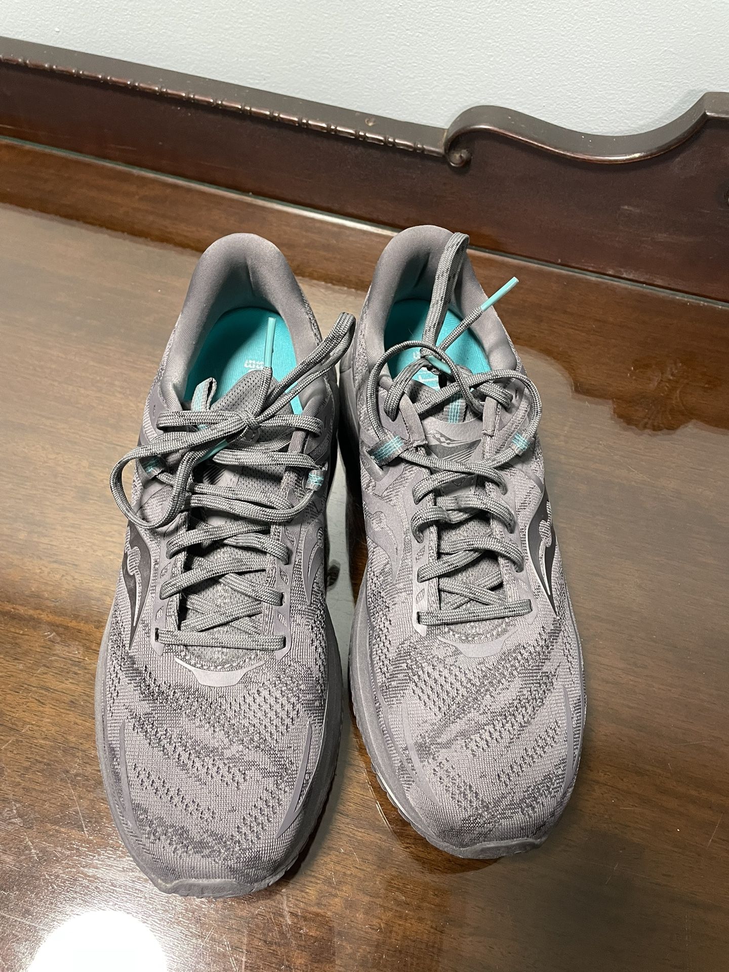 Saucony Men’s Size 11