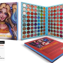Libro De Maquillaje Each $40