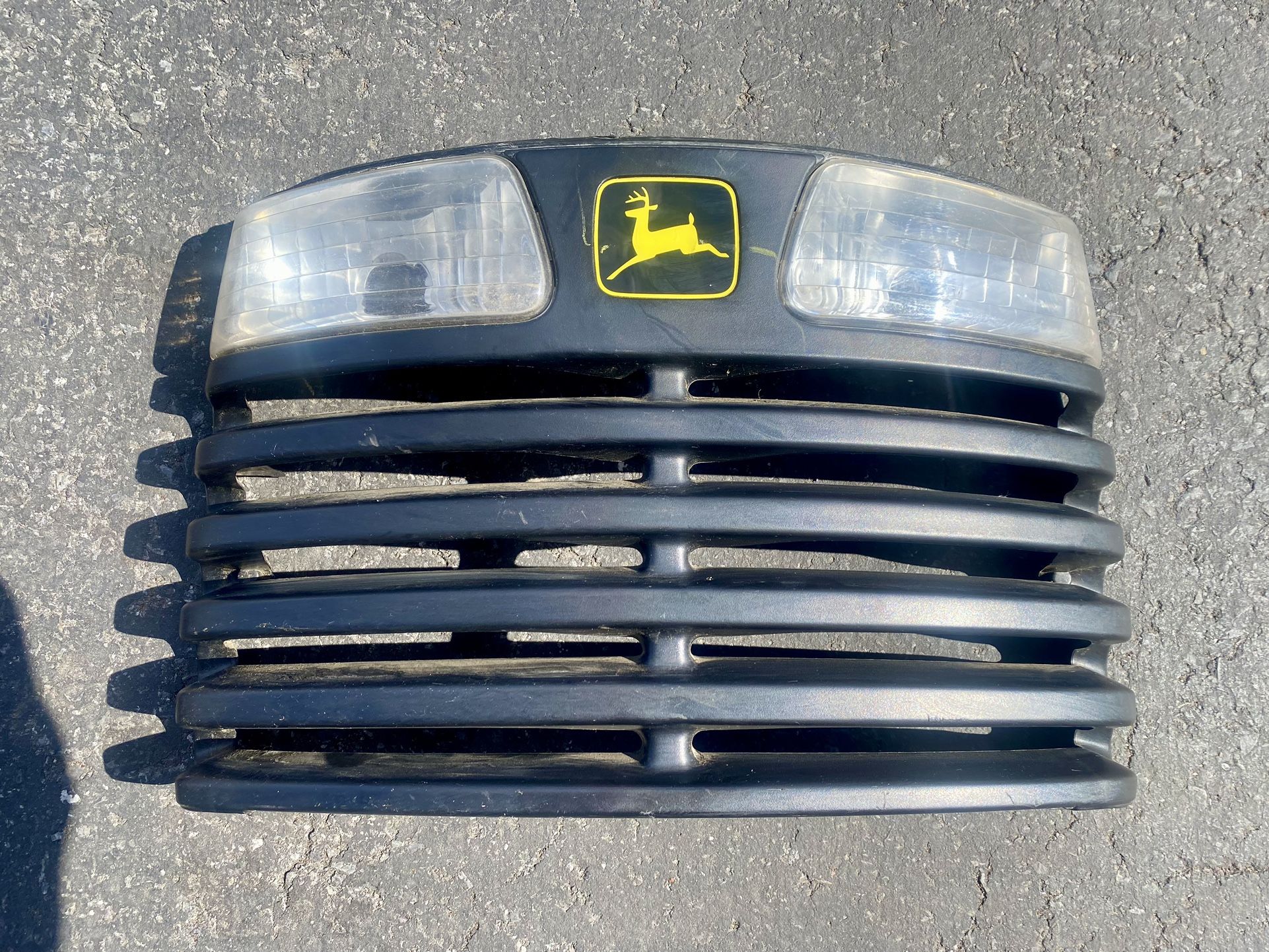 John Deere LT Series Lawn Tractor Front Grill