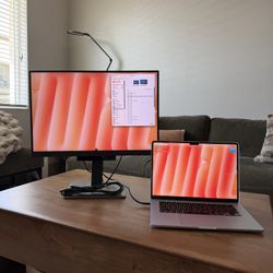 BenQ 24.1” WQXGA Monitor (RD240Q) - 16:10 / USB-C