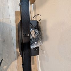 Energy sound bar, Floor lamp, & Table