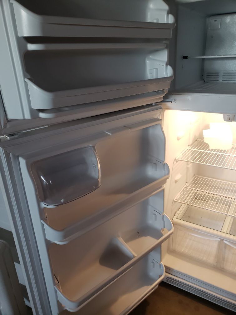 Brand new refrigerator frigidaire..