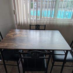 Dinning Table 