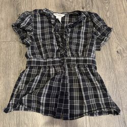 black and white ruffled button down blouse