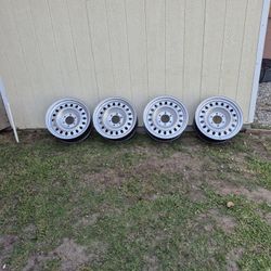 18inch Nissan Titan Steelies 