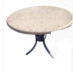 Round Granite Table Top Well.Kept ( 