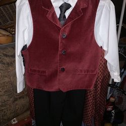 Size 7 -Boys Outfit - Dress Shirt, Tie, Dress Pants & Vest