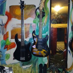 Fender Stratocaster Squire/ Dean Bass guitar