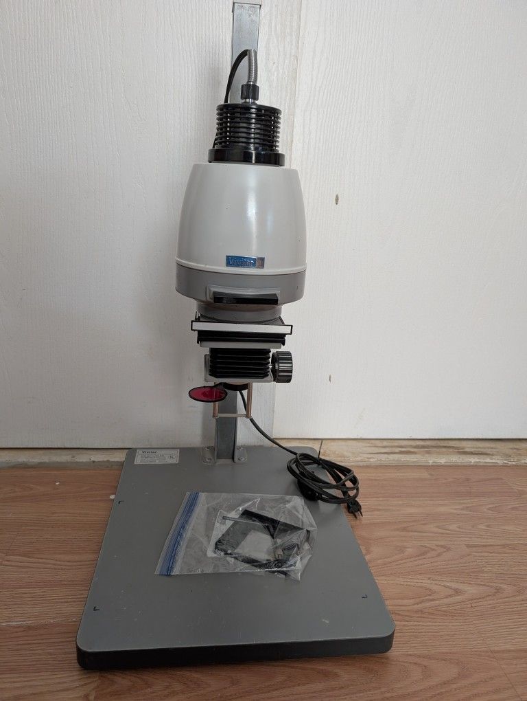 VIVITAR E-34 NEGATIVE ENLARGER. New Like Condition