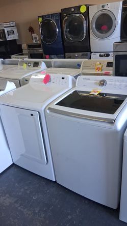 Like new Samsung washer and gas dryer set