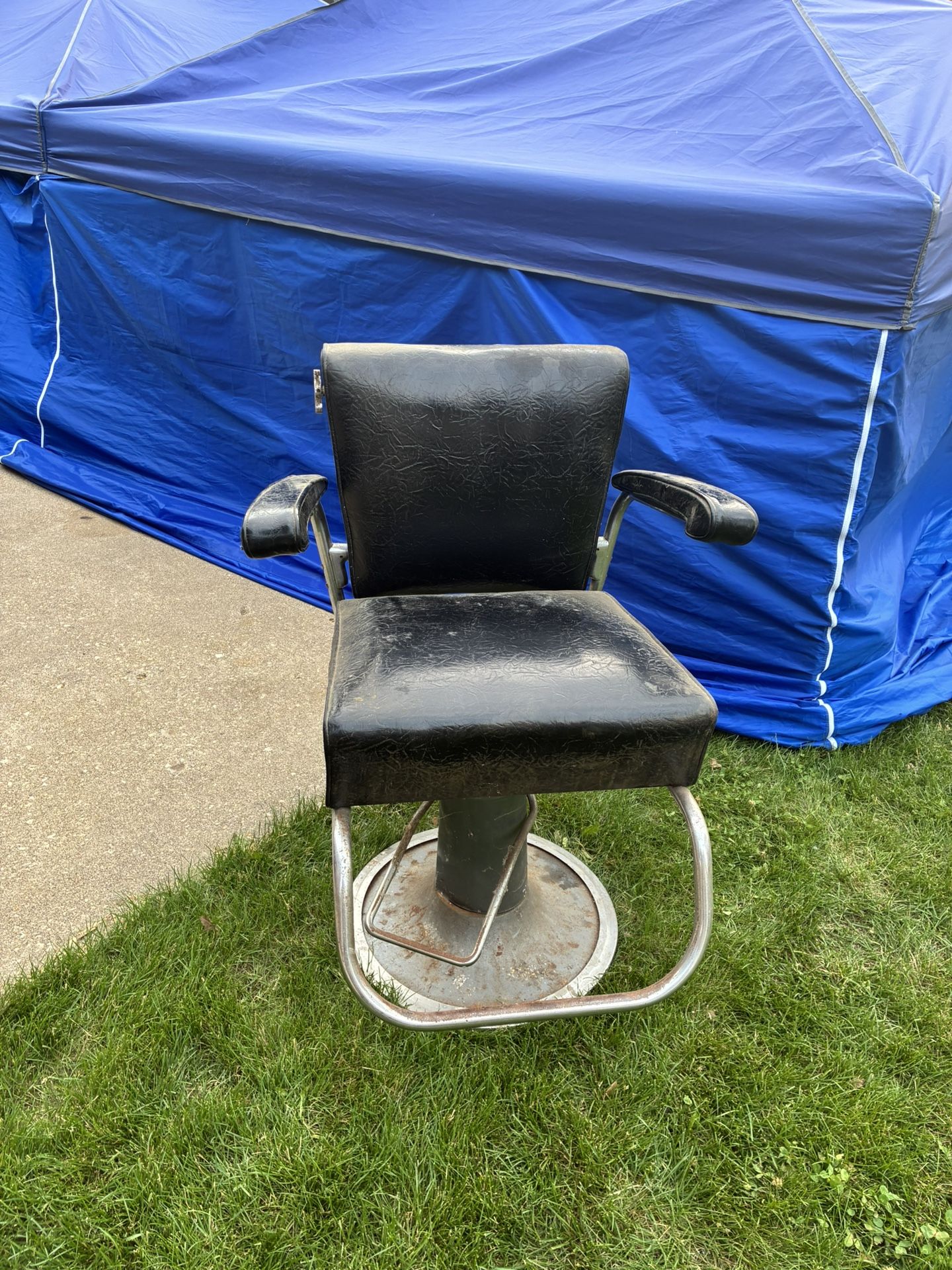 Steel Frame Barber Chair