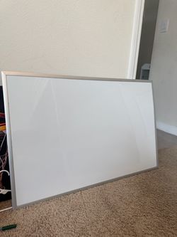 Dry erase whiteboard