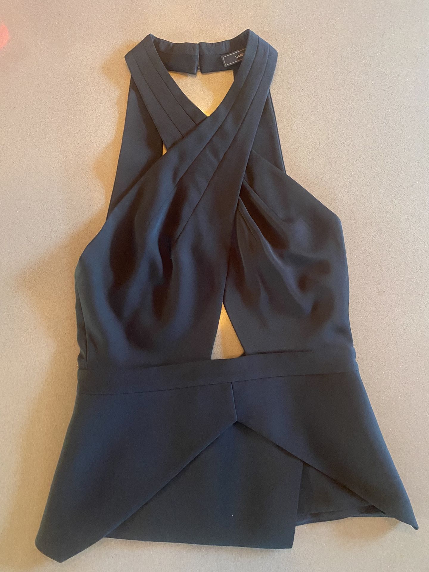 BCBGMAXAZRIA REMMIE HALTER PEPLUM