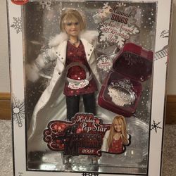 Disney Holiday Pop Star Hannah Montana 2008 Doll Miley Cyrus - New In Box!