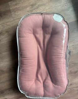 Snuggle me Baby Lounger