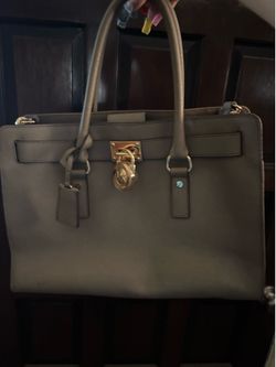 Hermoso bolso