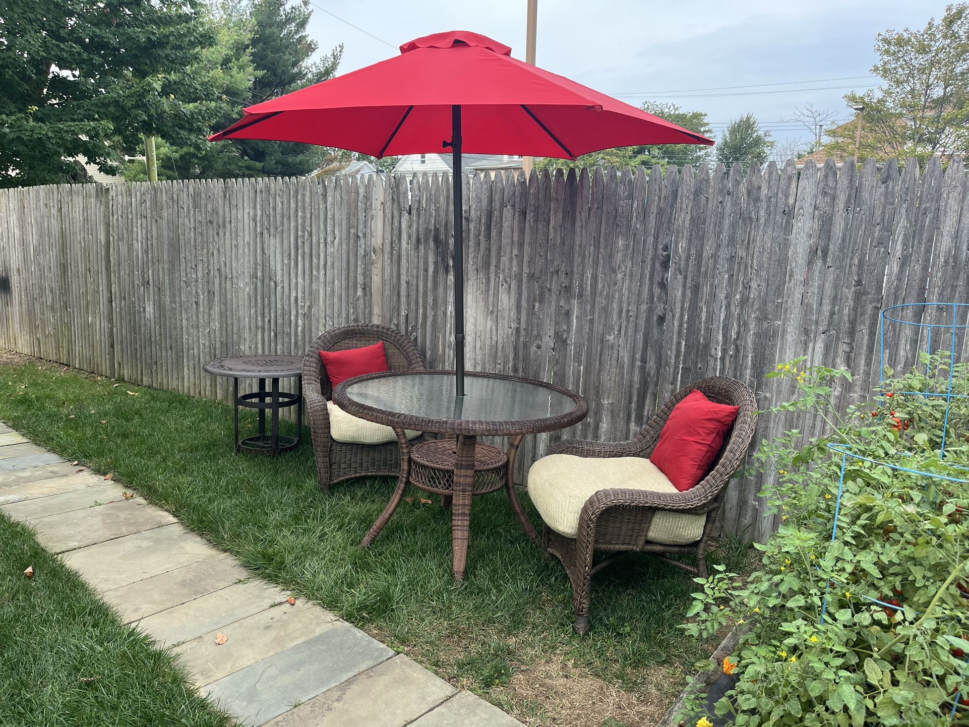 Outdoor Wicker Set Table W/2Chairs