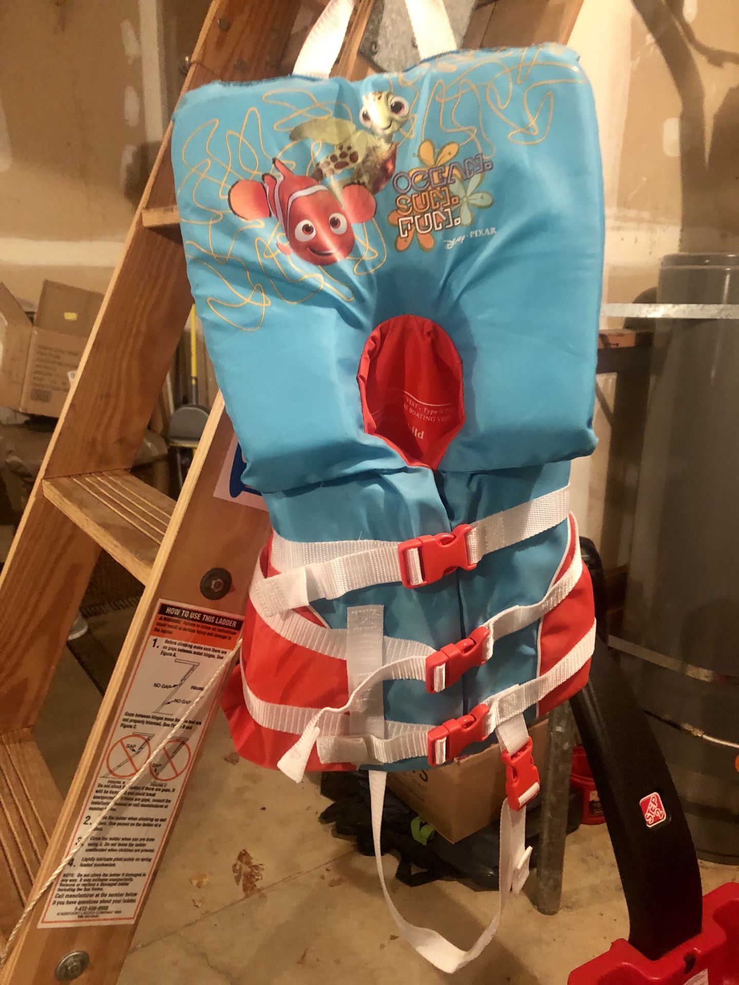 INFANT FINDING NEMO LIFE JACKET