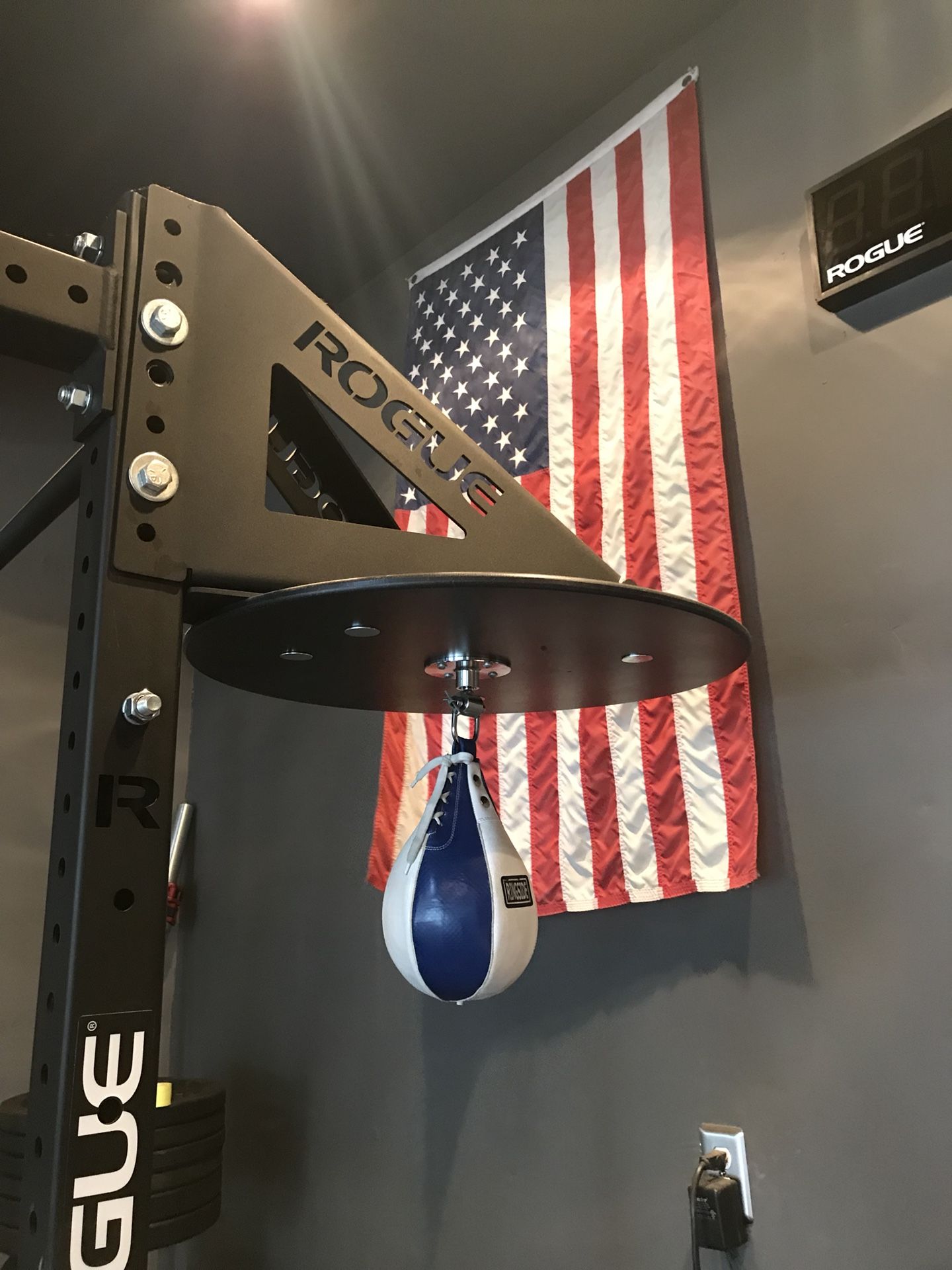 Rouge speed bag attachment (reduced!!)