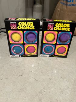 Color Change Teenie Needoh