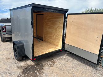 5 x 8 enclosed trailer- brand new
