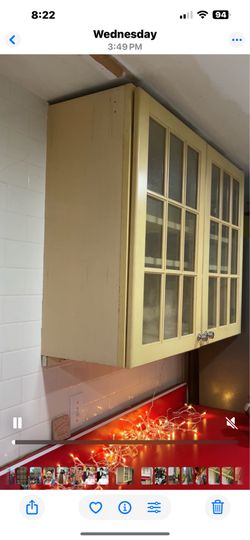 Kitchen cabinet, Kraftmaid wood custom, seeded glass