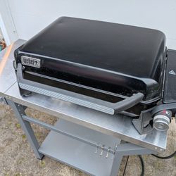 Weber Traveler 22" Propane Flat Top Grill