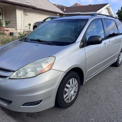 2006 Toyota Sienna CE